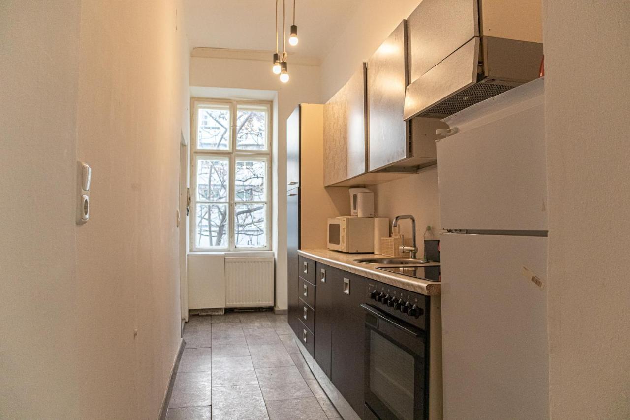 Central Belvedere 3Br Shared Apartment - 12 Min From City Center Вена Экстерьер фото